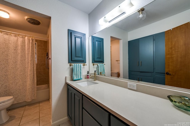 full bathroom featuring tile patterned flooring, shower / bath combo, vanity, and toilet