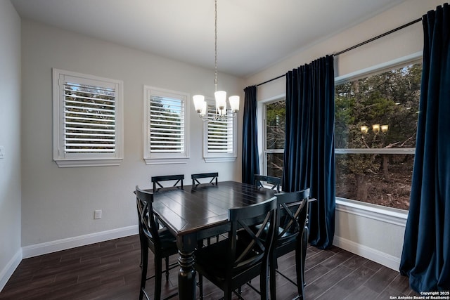 dining room featuring an inviting chandelier