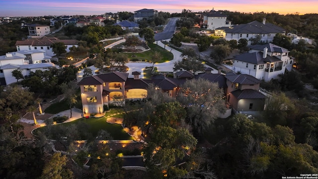 view of aerial view at dusk