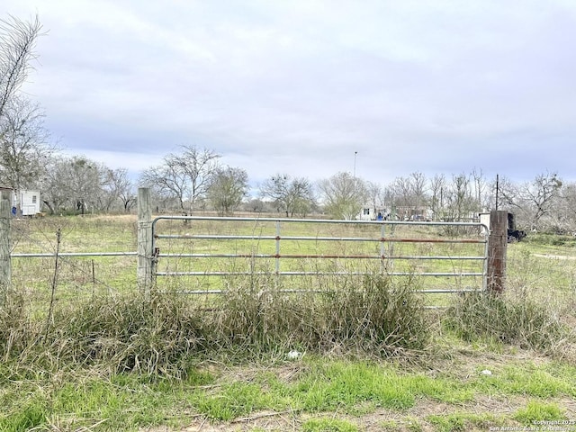 Listing photo 3 for 244 County Road 478, Pandora TX 78143