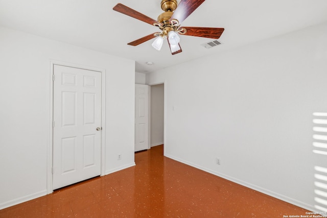 unfurnished bedroom with ceiling fan