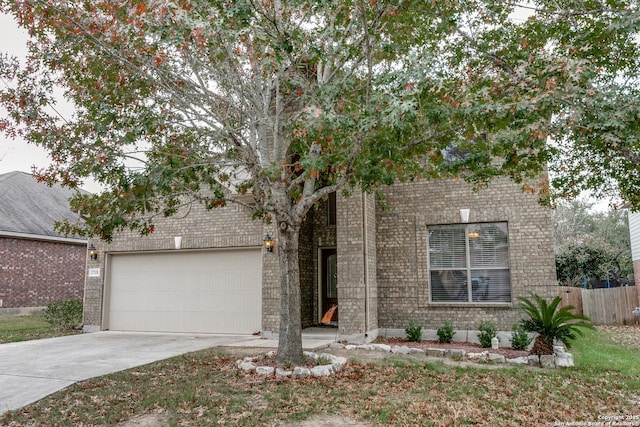 view of front facade featuring a garage