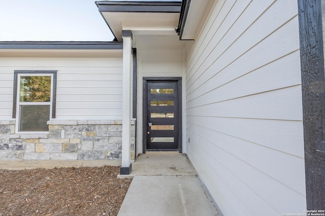 view of doorway to property