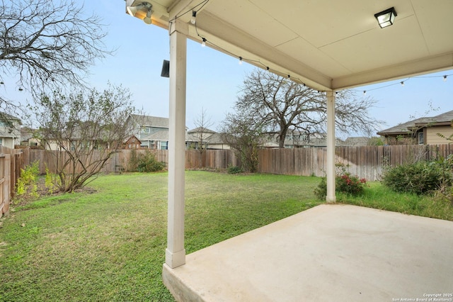 view of yard with a patio area