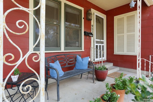 951 W Coll St, New Braunfels, TX 78132 - view of entrance to property