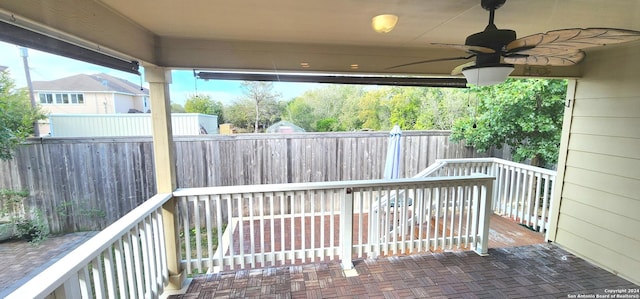 deck featuring ceiling fan