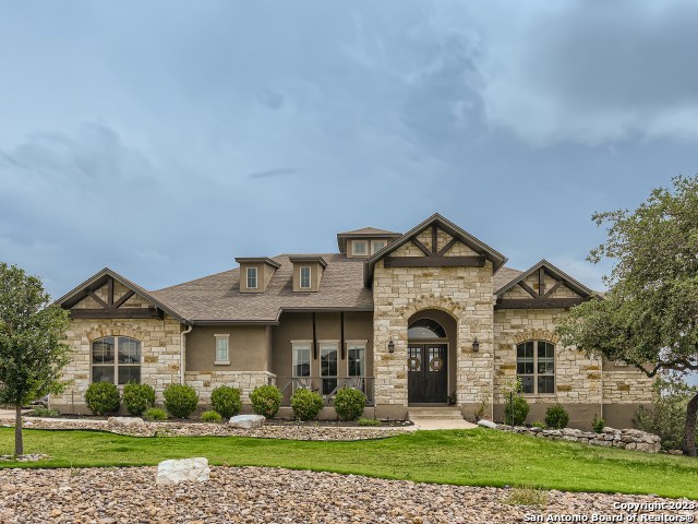 view of front of home with a front yard