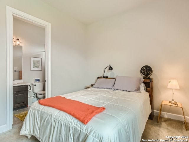 view of carpeted bedroom