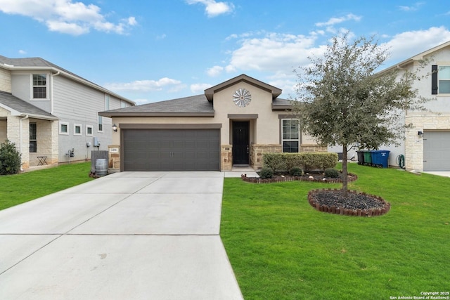 view of front of house featuring central AC unit, a front yard, and a garage