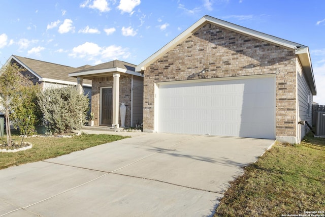 view of front facade featuring a garage