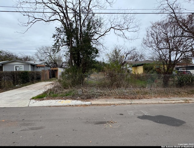 Listing photo 3 for 415 Brandywine Ave, San Antonio TX 78228