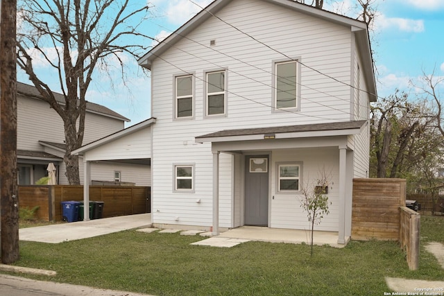 front facade featuring a front lawn