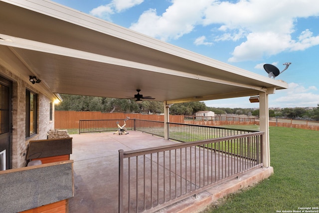 view of patio with ceiling fan