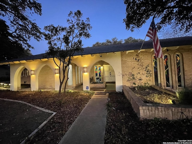 view of front of home