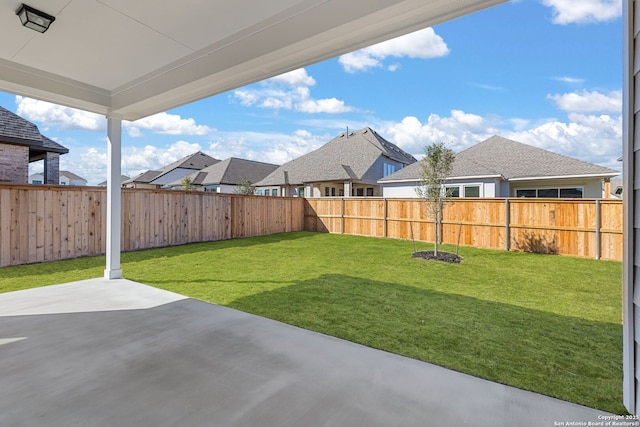 view of yard with a patio