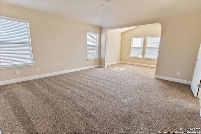 view of carpeted spare room