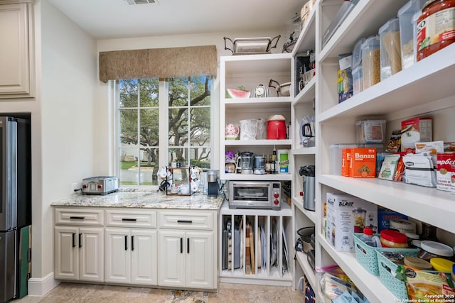 pantry featuring visible vents