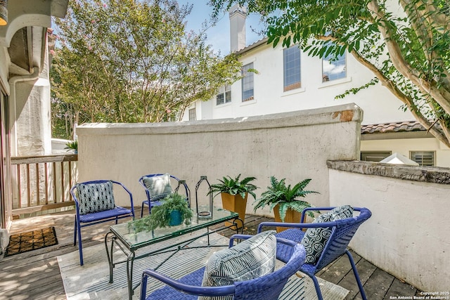 balcony featuring outdoor lounge area