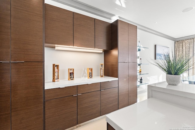 kitchen featuring ornamental molding