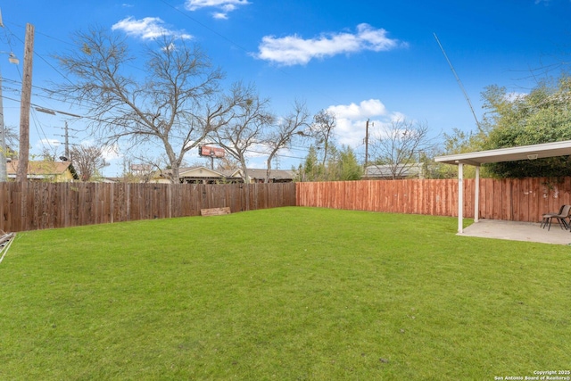 view of yard with a patio