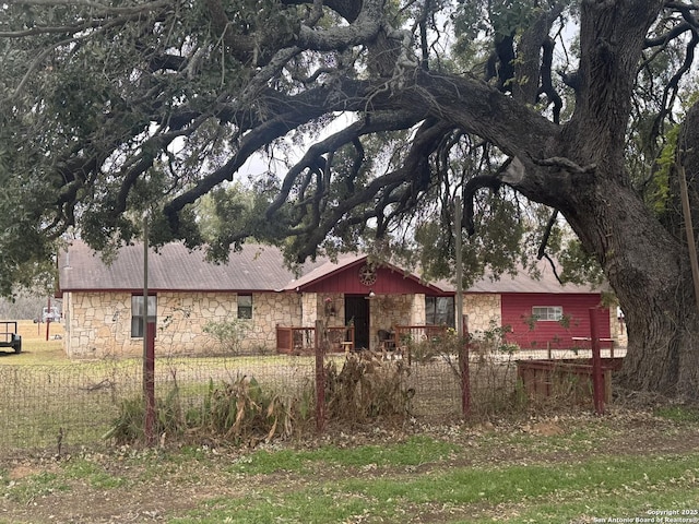 view of front of house