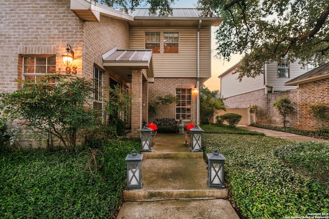 view of front of house with a yard