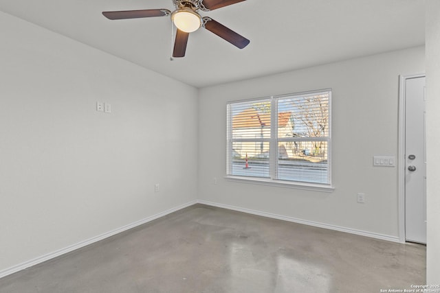 unfurnished room featuring ceiling fan