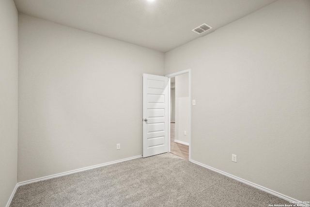 empty room with carpet