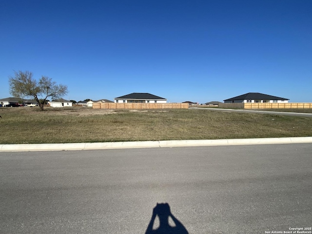 113 Albion Ct, Poteet, TX 78065