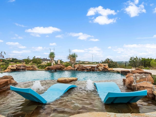 view of swimming pool