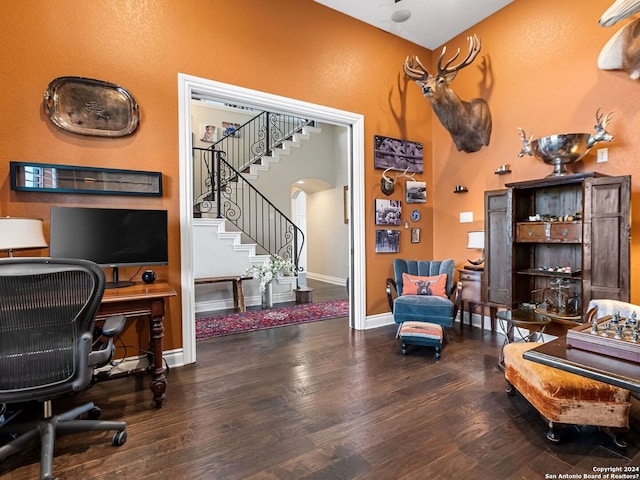 office with hardwood / wood-style flooring