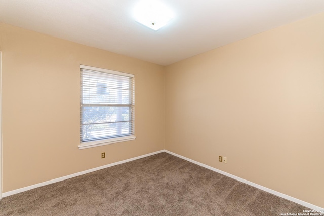 empty room with carpet