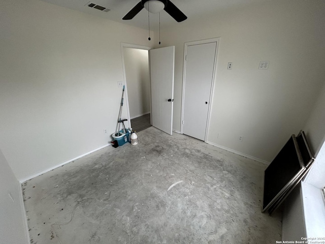 unfurnished bedroom with ceiling fan