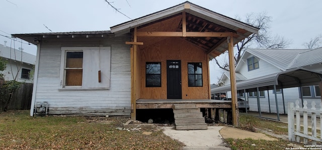 view of front of home