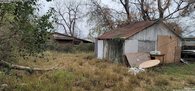 view of outdoor structure