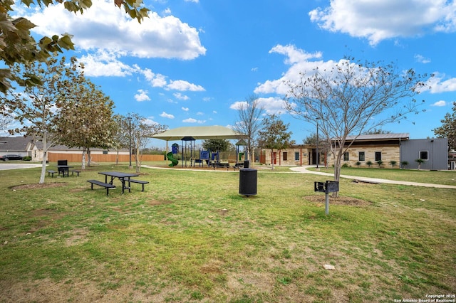 view of community featuring a lawn