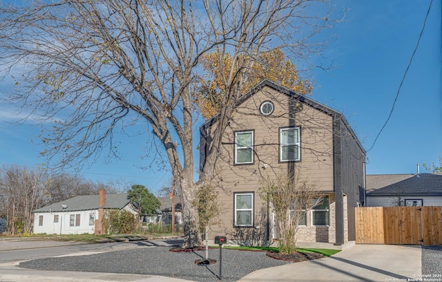 view of front of house