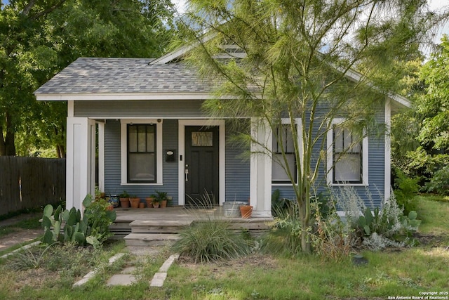 view of front facade featuring covered porch