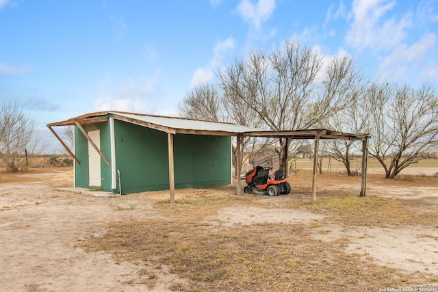 view of outbuilding