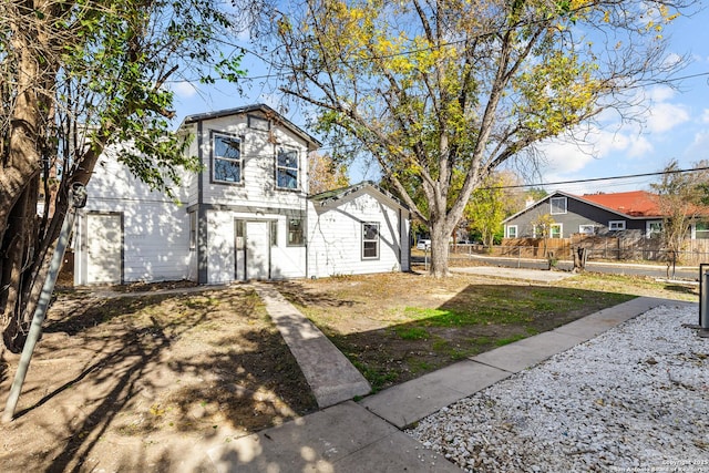 view of front of house