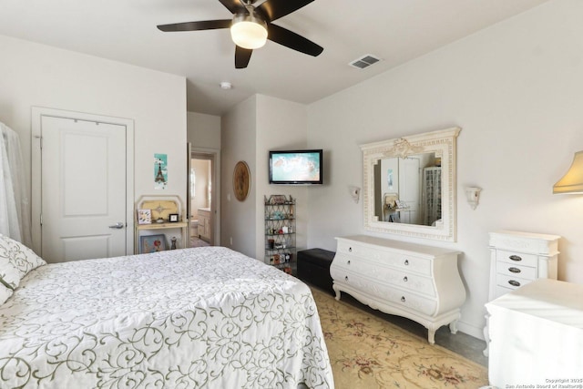 bedroom featuring ceiling fan