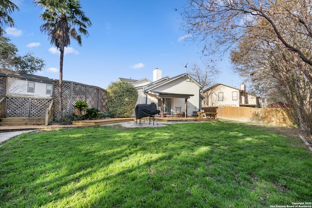 view of yard with a patio