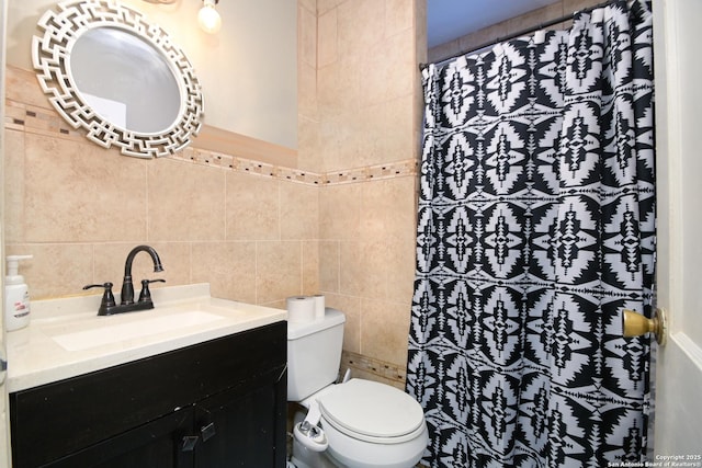 bathroom with a shower with shower curtain, tile walls, toilet, decorative backsplash, and vanity