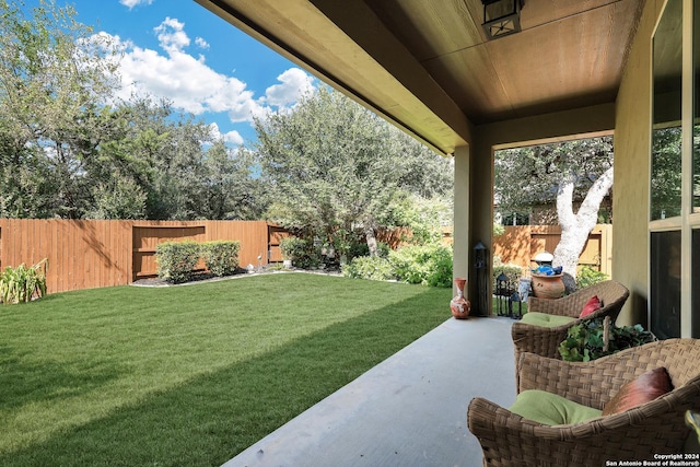 view of yard with a patio