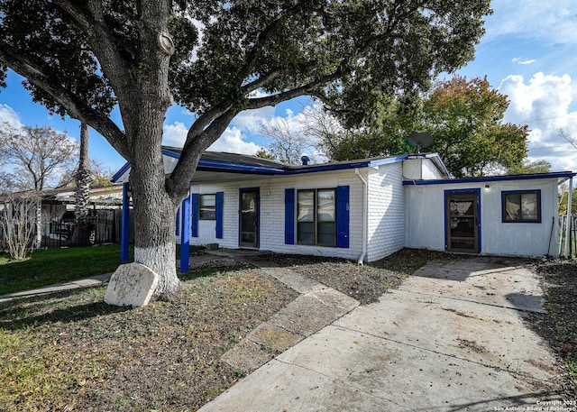 view of front of home