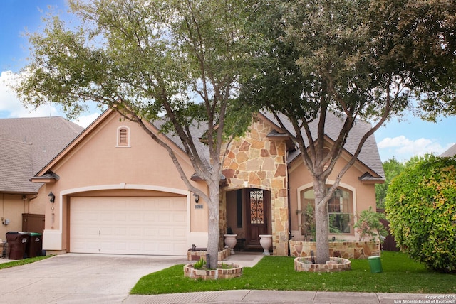 view of front of home featuring a garage