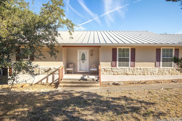 view of front of property