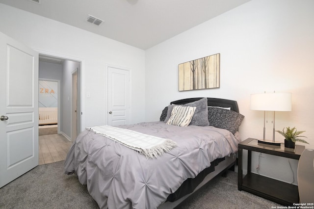 bedroom featuring carpet floors