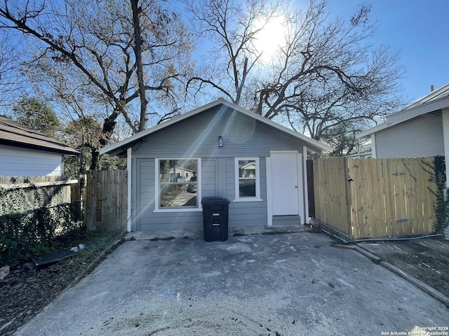 view of outbuilding