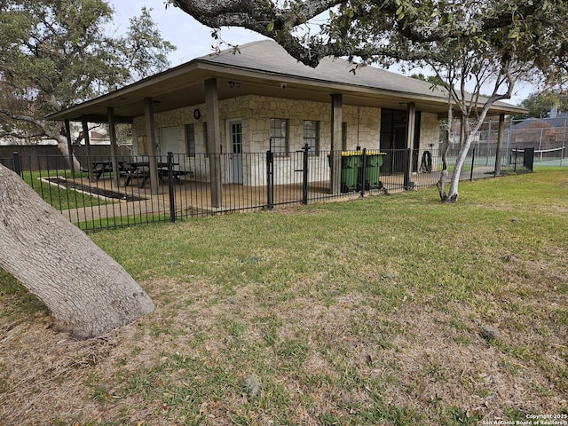 exterior space with a yard